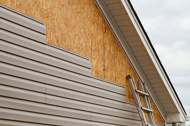 Professional Siding Replacement technician working in Leonardtown, MD